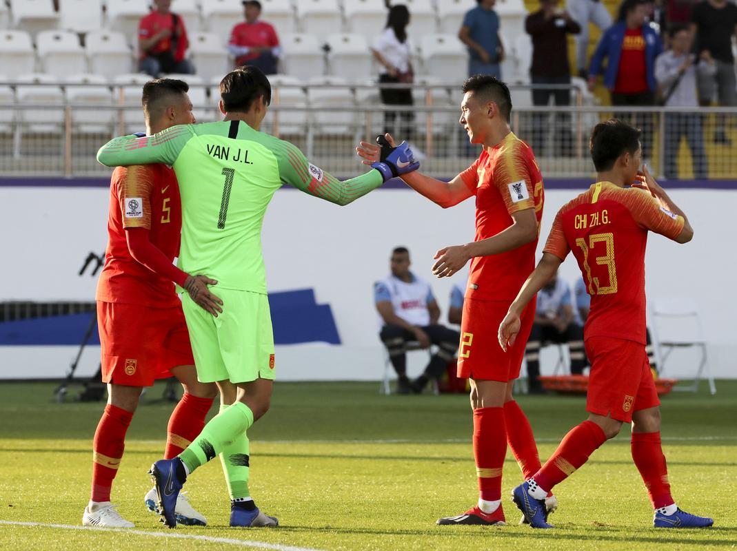 中国vs吉尔吉斯斯坦足球比赛